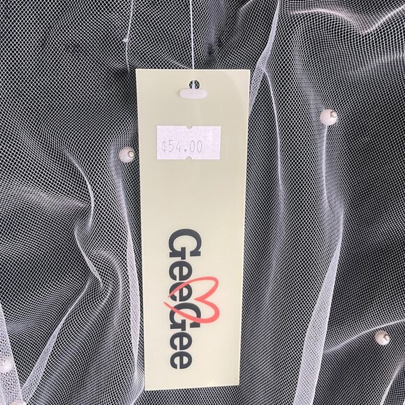 Off White Tulle & Pearl Sleeved Wrap - Picture 5 of 5